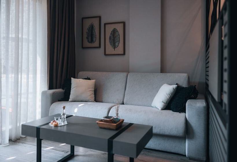 1 Bedroom Deluxe Apartment Sea View, Seascape Luxury Residences