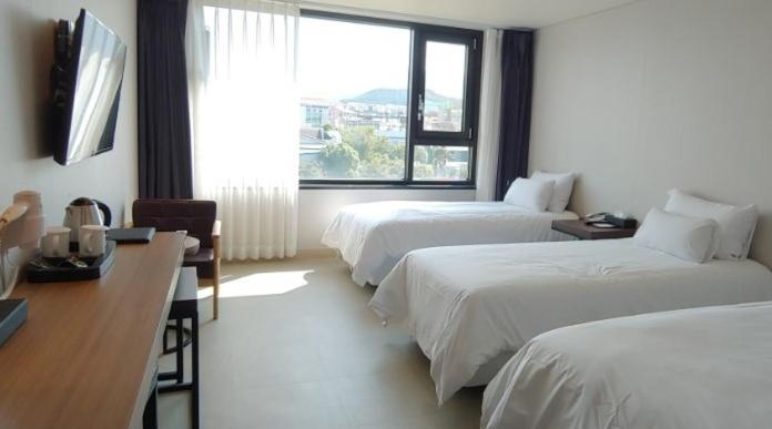 Номер Стандарт Трехместный, Jeju Noblesse
