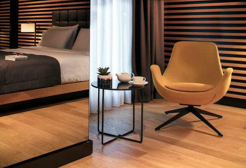اتاق لوکس با چشم‌انداز دریا, Metropolitan Hotels Bosphorus   Special Category