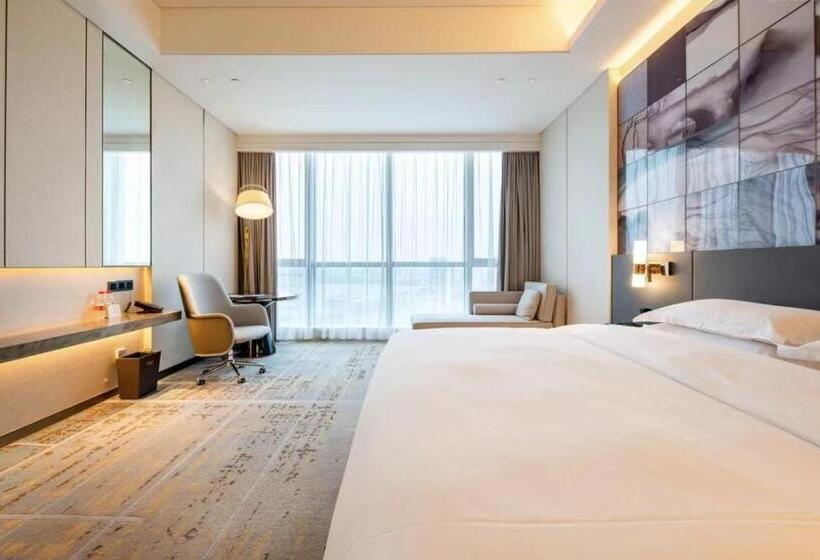 Номер Стандарт Вид на Озеро, Wyndham Grand Suzhou Fenhu