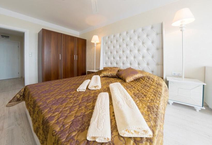 Апартаменты Deluxe 1 Спальня, Harmony Suites  Monte Carlo