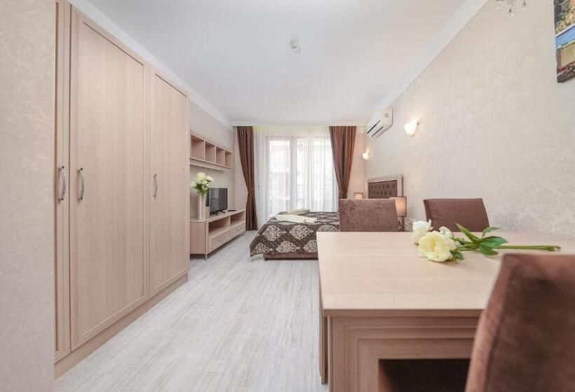 Студия Deluxe, Harmony Suites  Monte Carlo