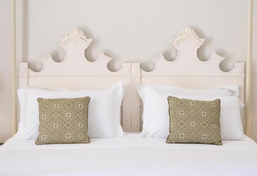 Номер Deluxe с Балконом, Relais Monastero Santa Teresa  Albergo Diffuso