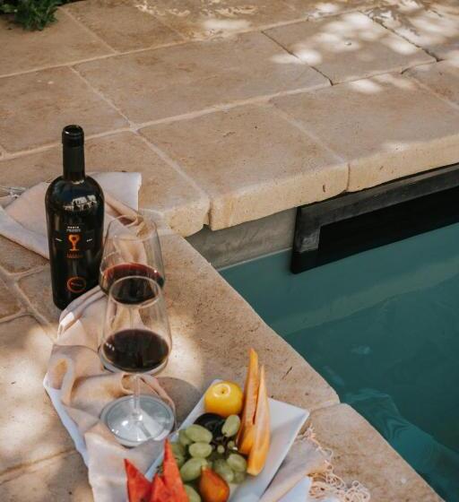 Полулюкс, Relais Monastero Santa Teresa  Albergo Diffuso
