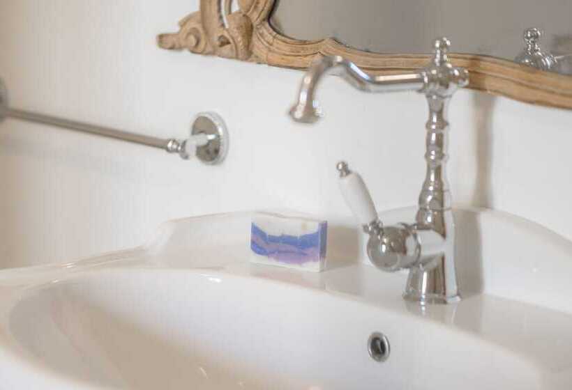 Номер Deluxe, Relais Monastero Santa Teresa  Albergo Diffuso