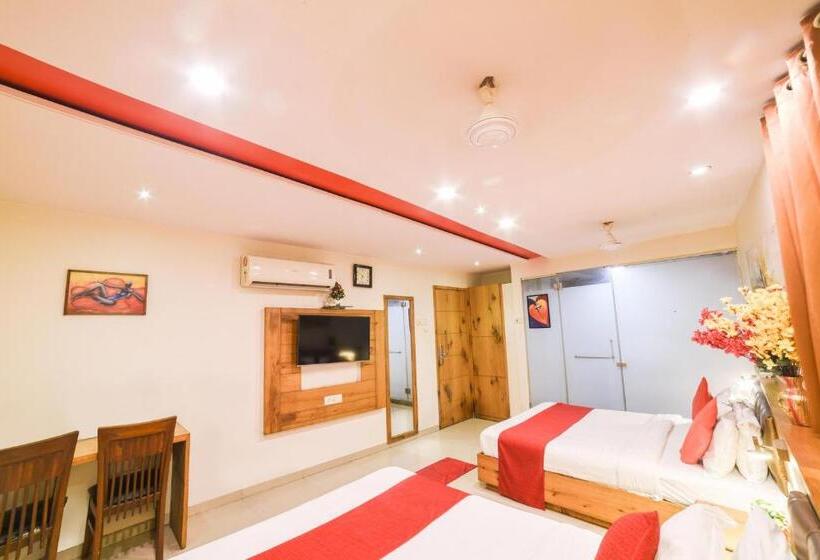 Четырехместный Номер Стандарт, Grandeur Near Mumbai International Airport