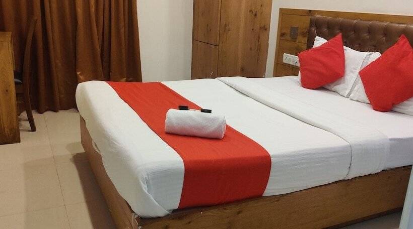 Номер Deluxe, Grandeur Near Mumbai International Airport