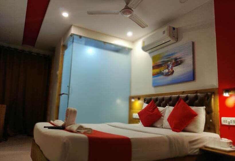 Номер Superior, Grandeur Near Mumbai International Airport