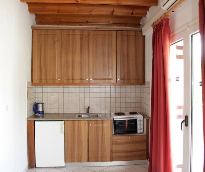 침실 1개 아파트, Oula Maisonettes