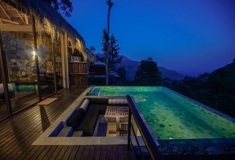 Президентский Люкс, 98 Acres Resort & Spa