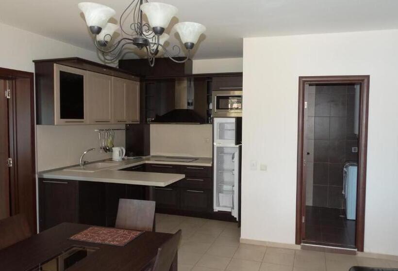 شقة غرفتين, Chateau Del Marina Apart Complex