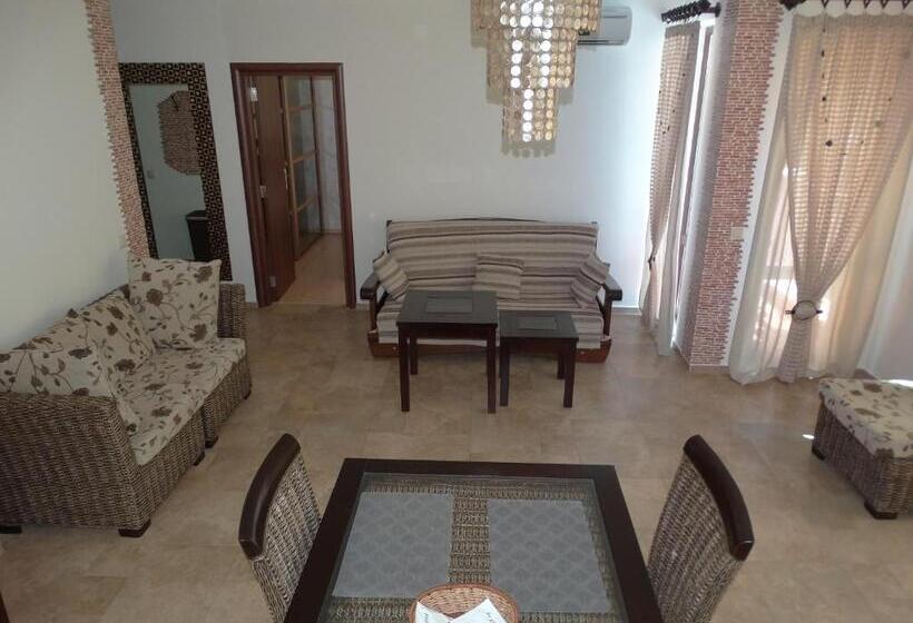 شقة غرفة واحدة, Chateau Del Marina Apart Complex