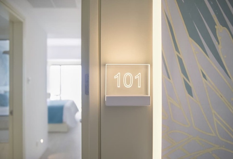 اتاق سوپریور با چشم‌انداز دریا, Ivi Mare   Designed For Adults By Louis Hotels