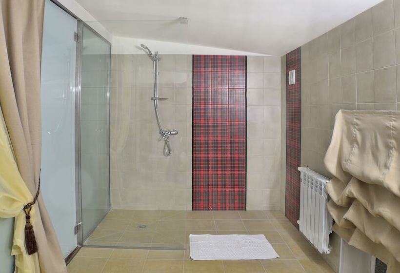 اتاق پریمیوم چهارنفره, Spa Hotel Ingerburgskiy