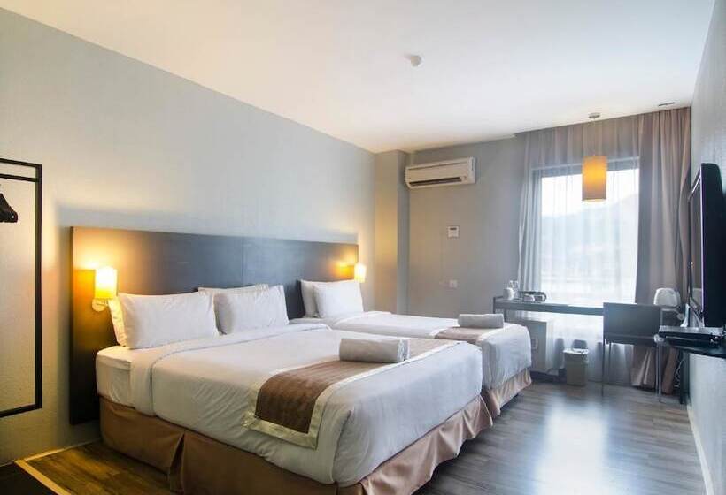 Семейный Номер, The Leverage Business Hotel   Rawang