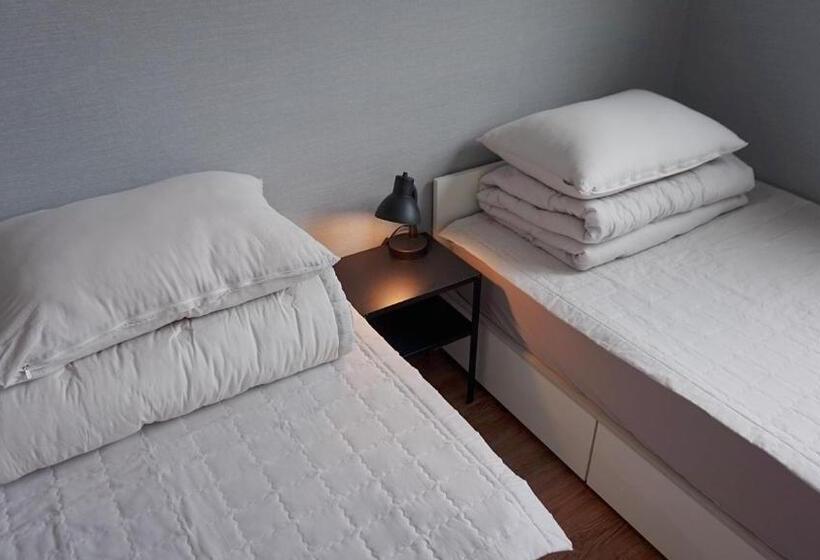 Номер Стандарт, Sh Guesthouse