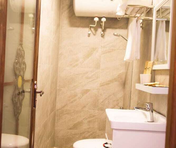 اتاق استاندارد با بالکن, Chaozhou Hello Inn