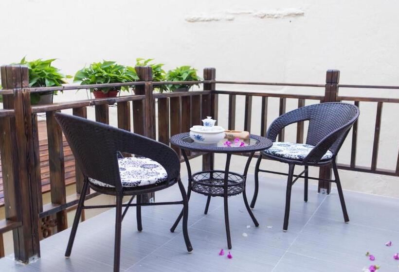 اتاق استاندارد با بالکن, Chaozhou Hello Inn