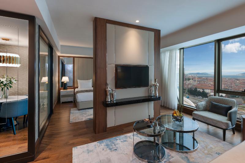 Suite Sea View, Elite World Grand Istanbul Kucukyali