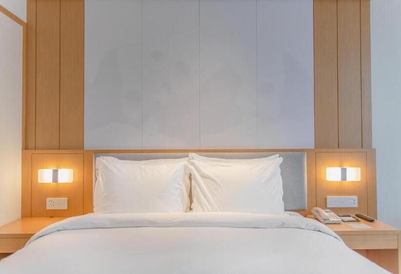 스탠다드 룸 킹사이즈 침대, Holiday Inn Express Ya An City Center By Ihg