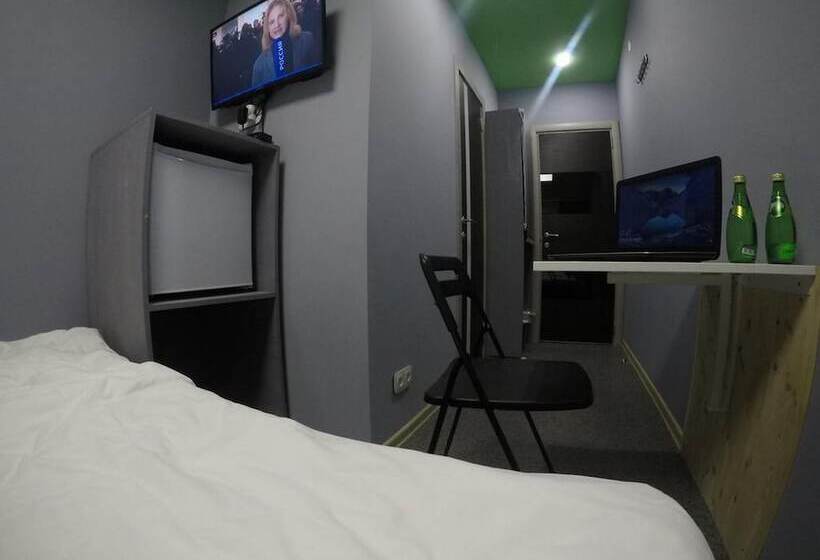Quarto Estandar Individual, Quantroom