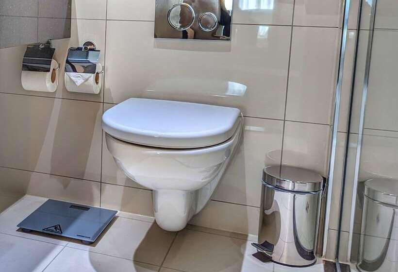 Номер Стандарт, Atrium Hotel Heathrow