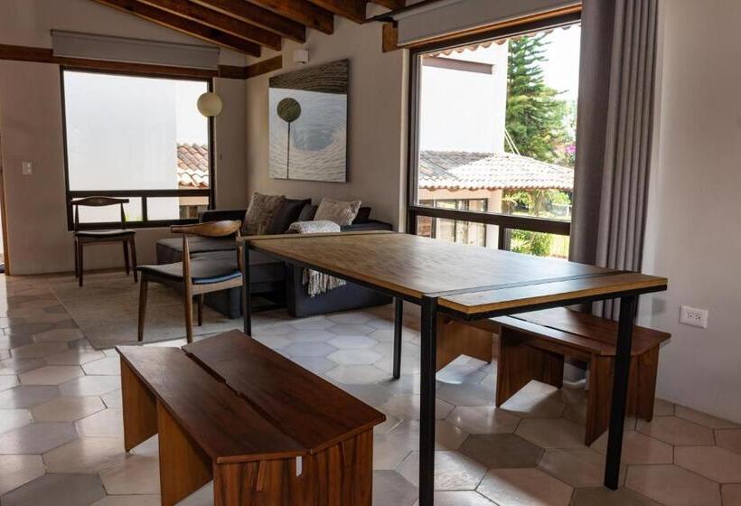 اتاق خانوادگی, Boutique Unico Avandaro