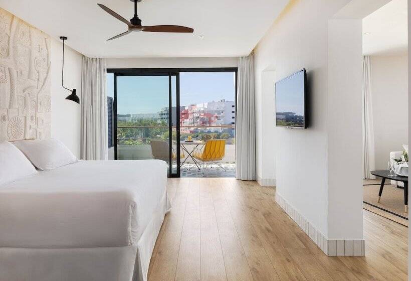 Suite Junior Prestige, H10 Atlantic Sunset Horizons Collection
