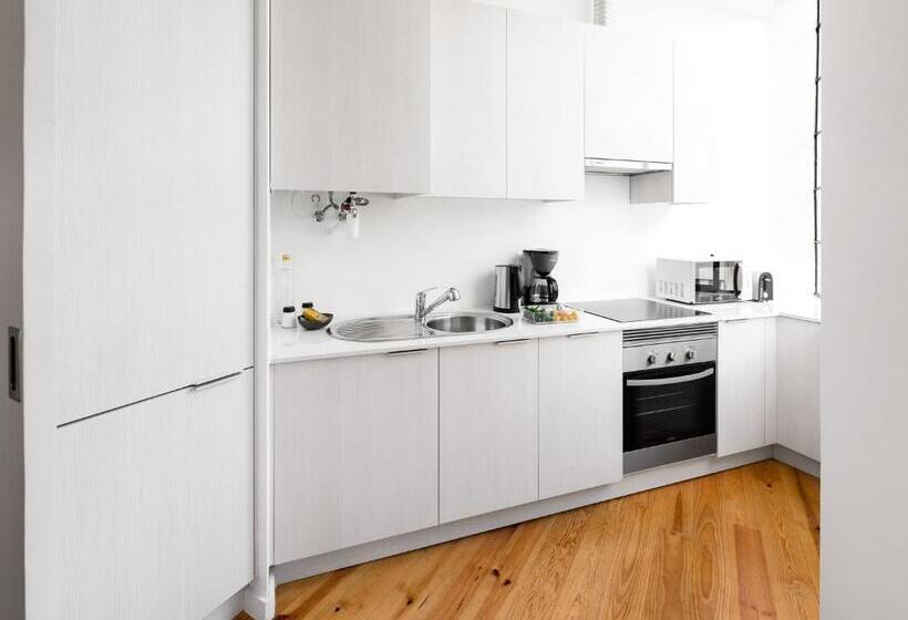 Monolocale Superiore, Lisbon Serviced Apartments   Castelo S. Jorge
