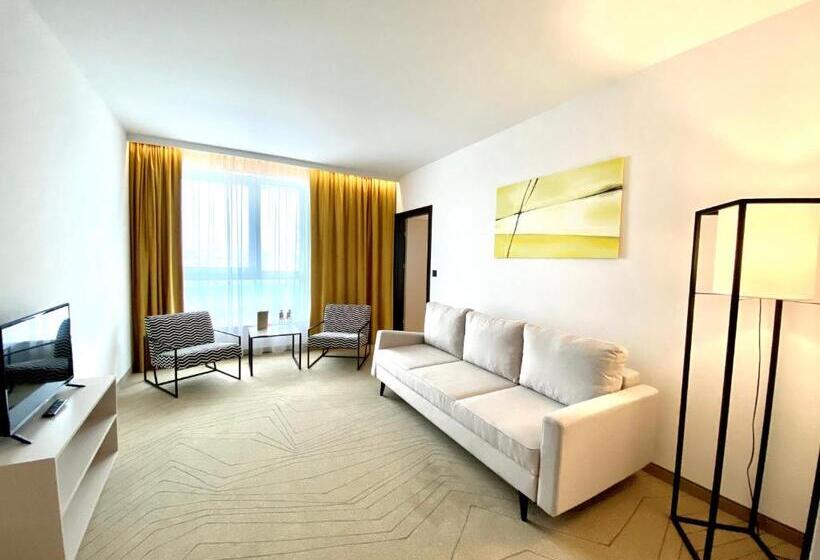 Студия Стандарт, Arche Hotel Krakowska