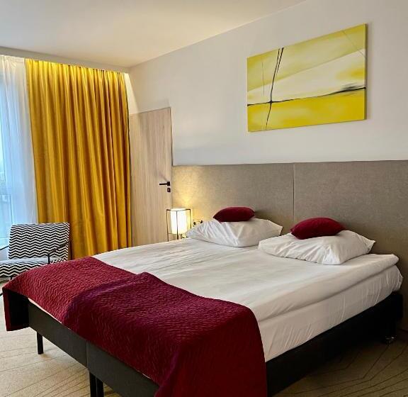 Апартаменты 1 Спальня, Arche Hotel Krakowska