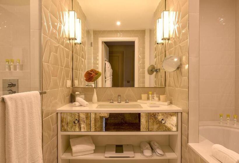 Номер Deluxe с Балконом, Chais Monnet & Spa