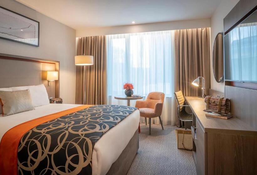 디럭스 룸, Clayton Hotel Charlemont