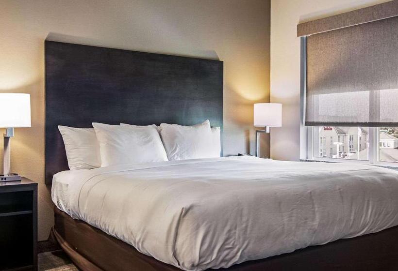 Люкс Кровать Кинг, Comfort Suites