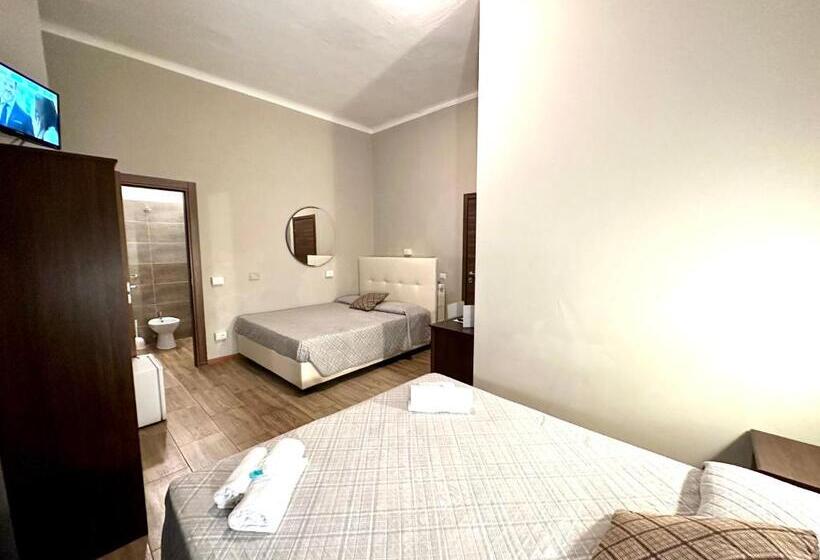 اتاق استاندارد چهار تخته, Golden Milano