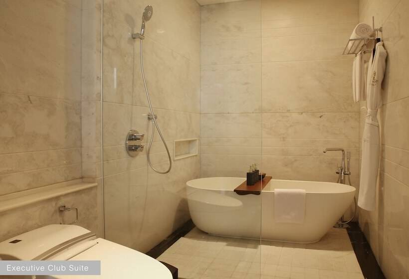 Президентский Люкс, Jhl Solitaire Gading Serpong