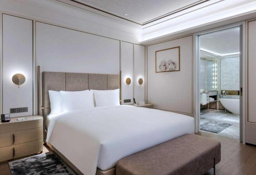 Deluxe Suite King Bed, Maxx By Steigenberger Guangzhou Zhujiang New Town   Free Shuttle Bus To Canton Fair Complex During C