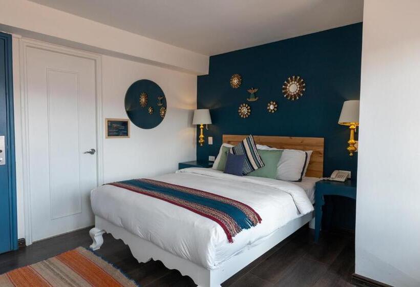Quarto Superior, Tariq Boutique