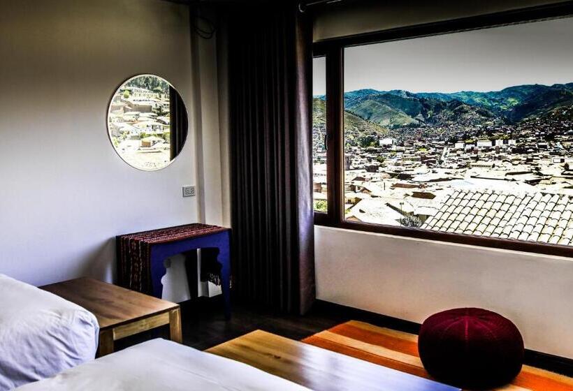 Quarto Superior, Tariq Boutique