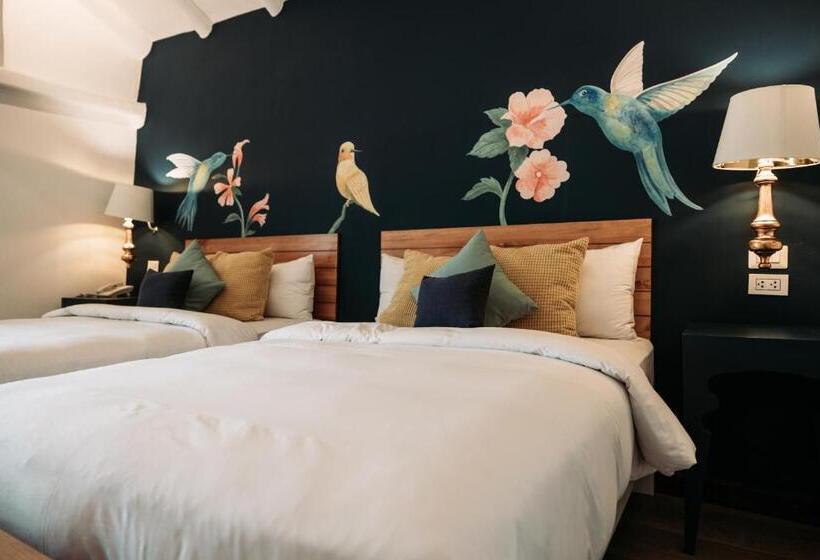 Quarto Estandar, Tariq Boutique