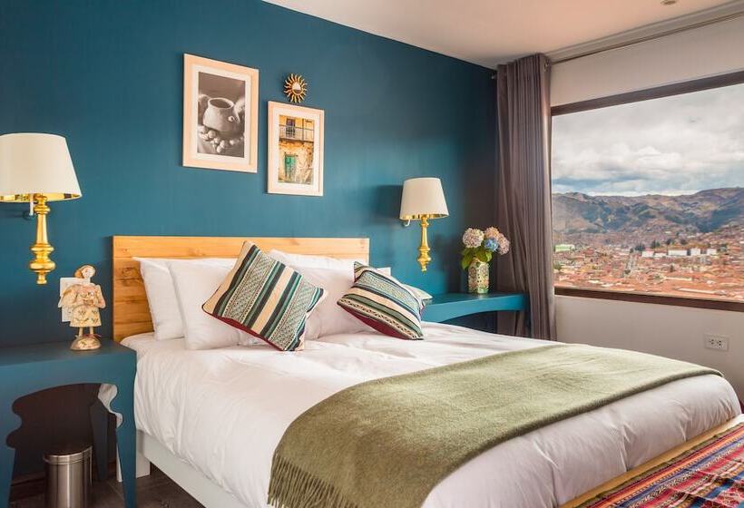 Quarto Superior, Tariq Boutique