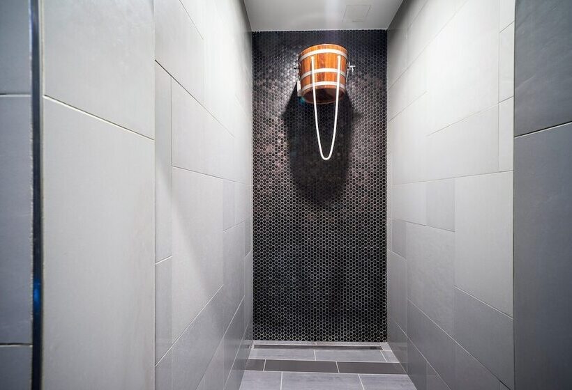 اتاق لوکس, Wellton Riverside Spa