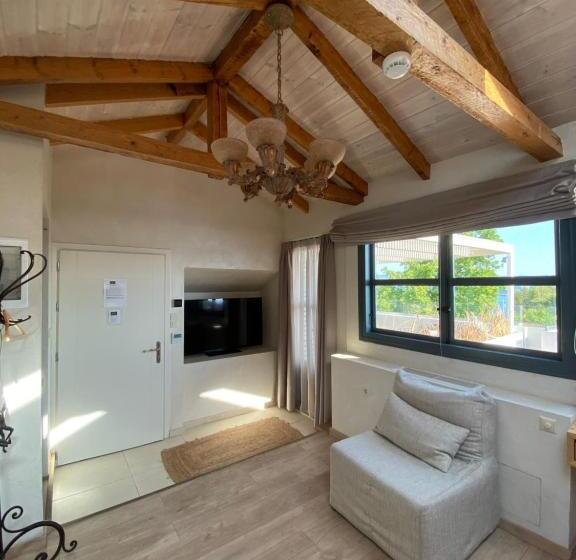 Люкс Deluxe Вид на Море, Panellinion Luxury Rooms