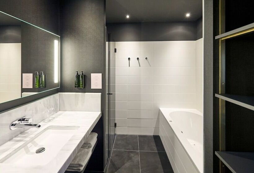 Superior Room, Van Der Valk Hotel Amsterdam   Amstel