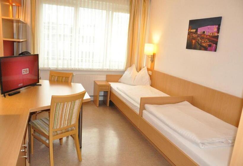 Номер Economy, Kolpinghaus Linz