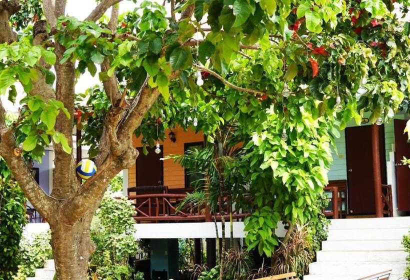 اتاق لوکس با بالکن, Yoghurt Home 3
