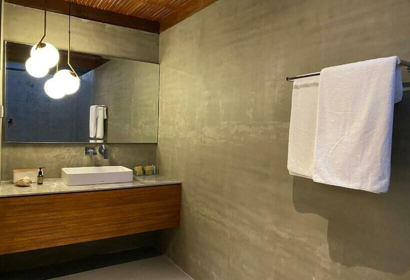 스탠다드 룸 산 전망, Dewa Hostel