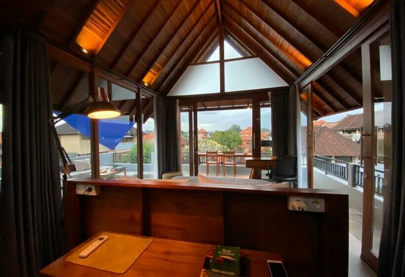 스탠다드 룸 산 전망, Dewa Hostel