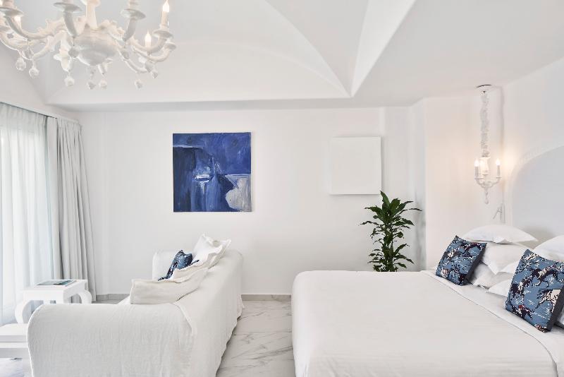 Люкс с Бассейном, Canaves Oia Suites   Small Luxury Hotels Of The World