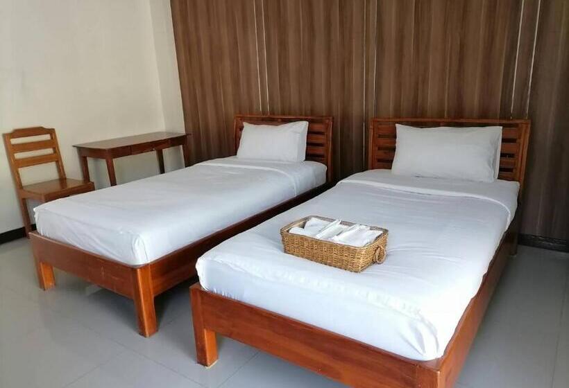 标准间, Grand Lopburi